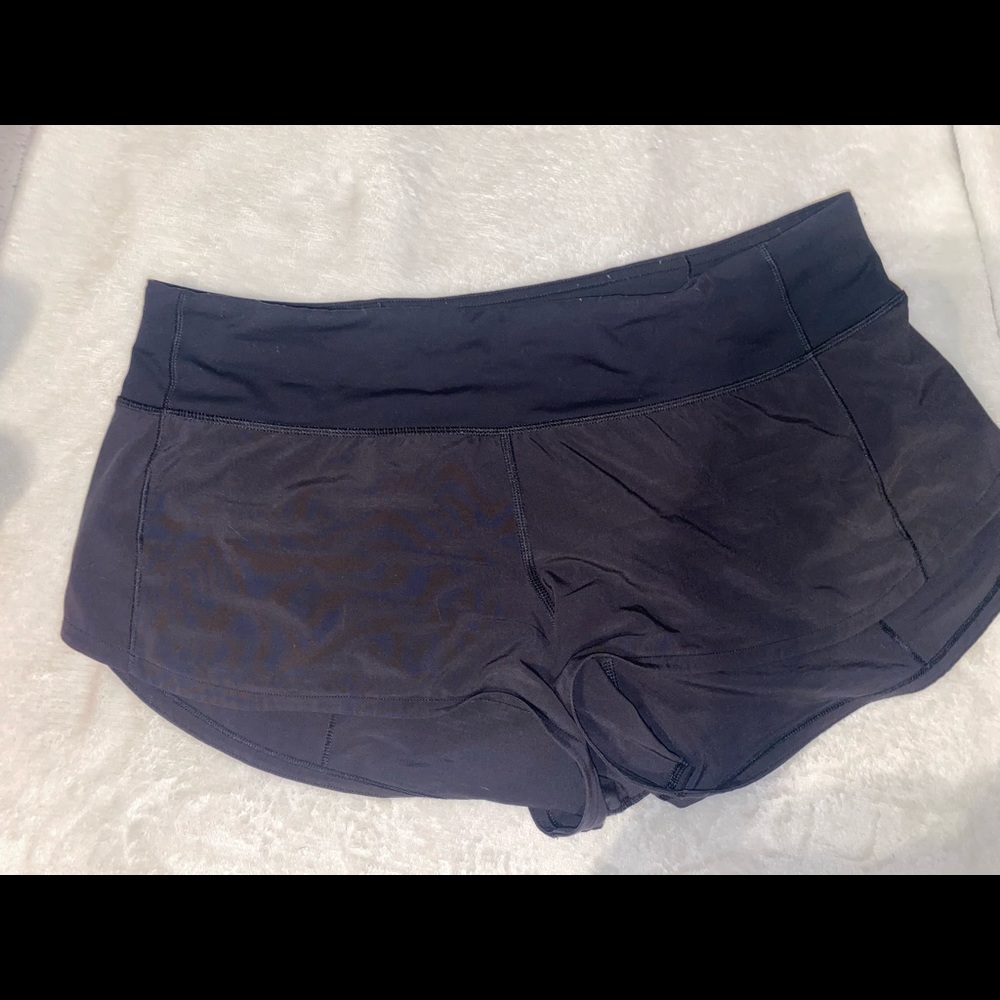 Black Lululemon speed up shorts